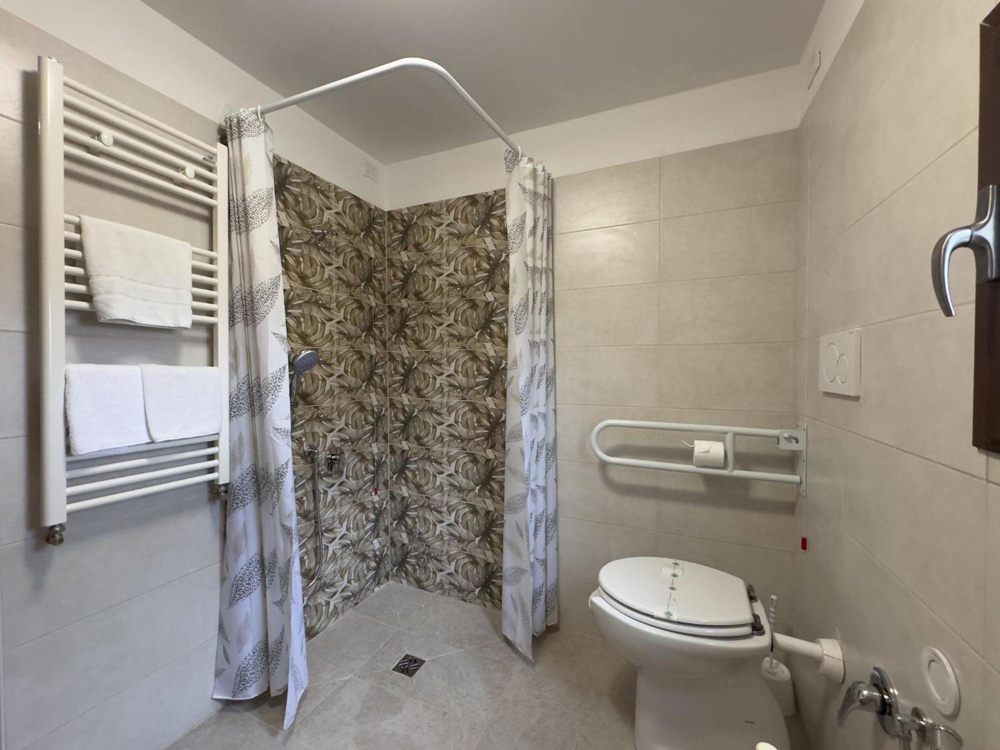 Hotel Villa Robinia Дженцано-ді-Рома Екстер'єр фото