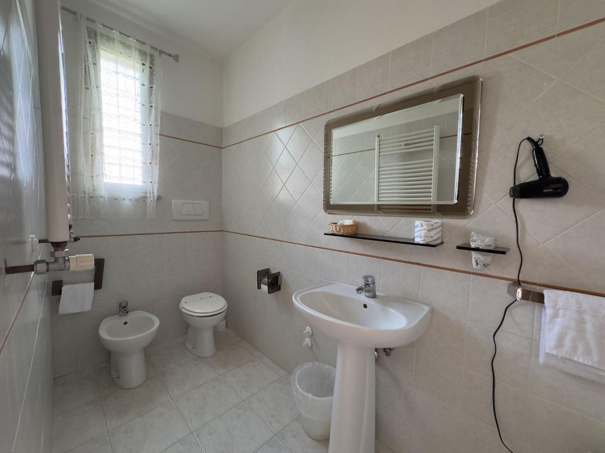 Hotel Villa Robinia Дженцано-ді-Рома Екстер'єр фото